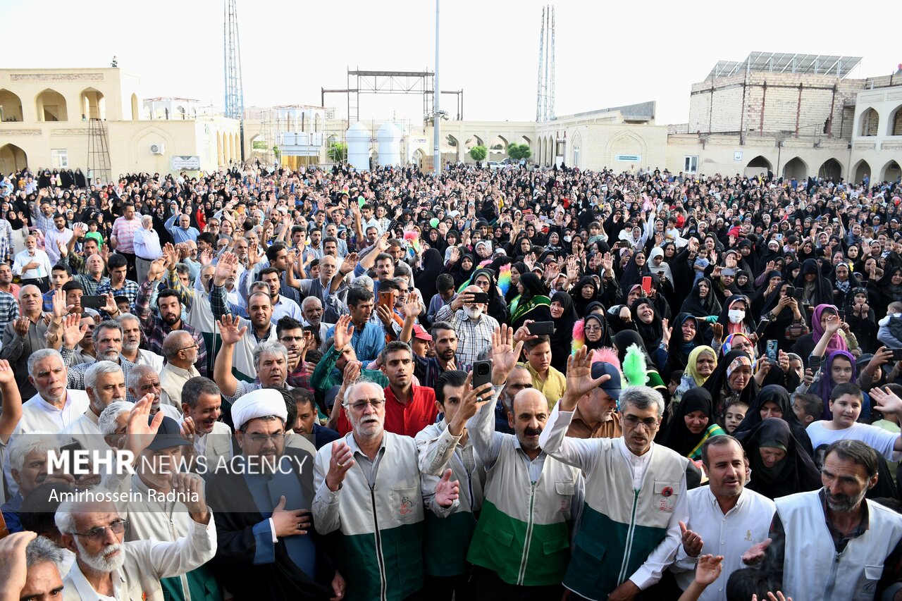 جشن مردمی زیر سایه خورشید در بیرجند