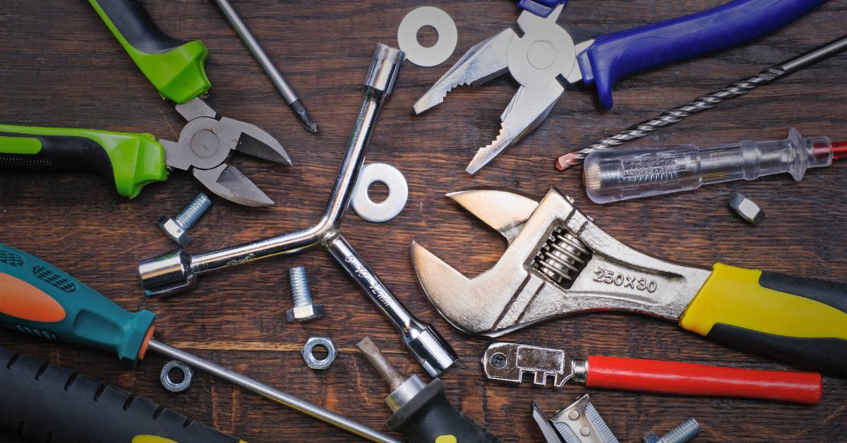 چگونه بهترین ابزارآلات را برای پروژه‌های ساختمانی انتخاب کنیم؟