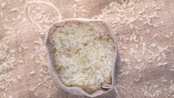 ایا برنج در افتاب خراب میشود؟ [راهکار چیست؟]