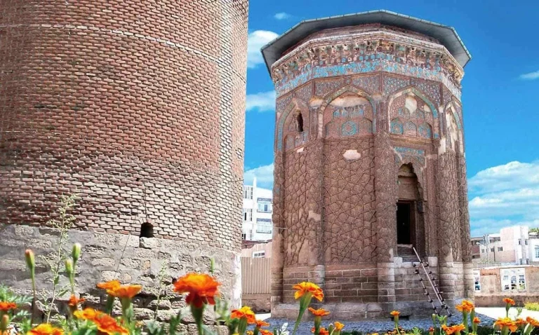 جاهای دیدنی مراغه کجاست